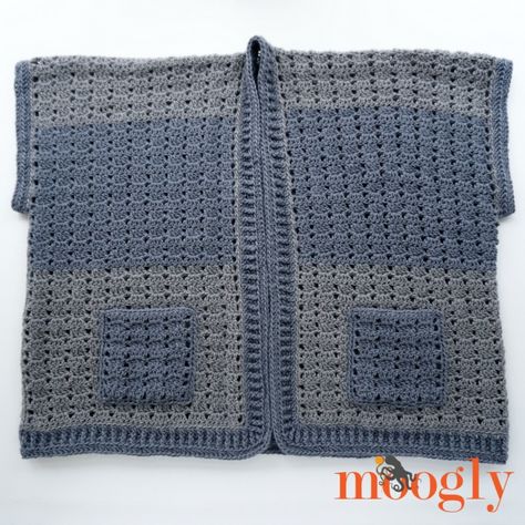 Riverbend Cardigan https://www.mooglyblog.com/riverbend-cardigan/ Cardigan Crochet Pattern Free, Crochet Cardigan Free Pattern, One Piece Crochet, Cardigan Free Pattern, Crochet Cardigan Free, Cardigan Crochet Pattern, Crochet Cardigan Pattern Free, Crochet Snowflake Pattern, Vest Cardigan