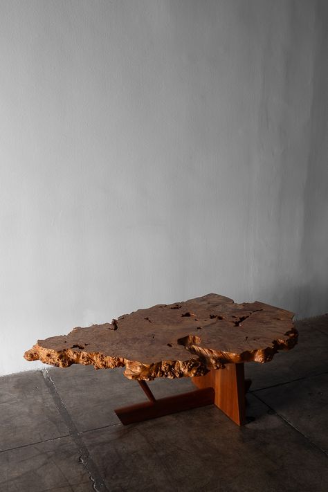 Maple and Walnut Burl Coffee Table - Galerie Half Burl Coffee Table, Jorn Utzon, Bruno Mathsson, Kaare Klint, Massimo Vignelli, Gino Sarfatti, George Nakashima, Walnut Burl, Borge Mogensen