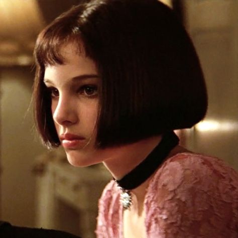 Natalie Portman - Mathilda Natalie Portman The Professional, Leon Killer, Natalie Portman Mathilda, Natalie Portman Leon, Mathilda Lando, My New Haircut, Cute Hairstyles For School, Enjoy The Silence, Photoshoot Concept