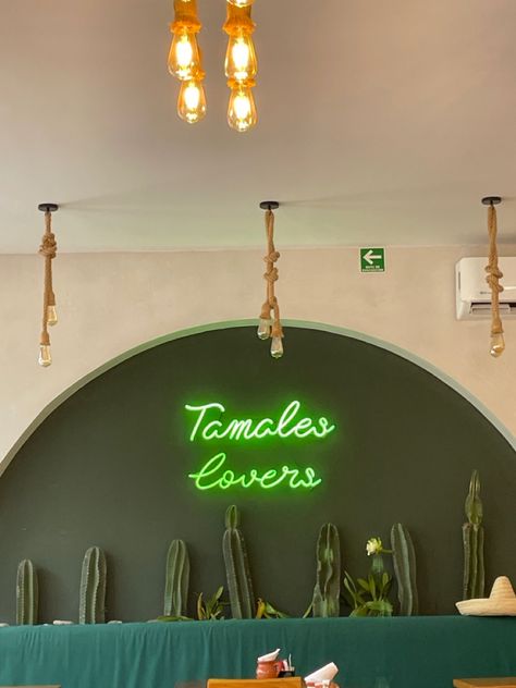 Rustic Mexican Restaurant Design, Small Mexican Restaurant, Mexican Restaurant Design, Mexican Restaurant Decor, Restaurant Counter, Small Restaurant Design, Mexican Colors, Small Restaurant, Modern Mexican