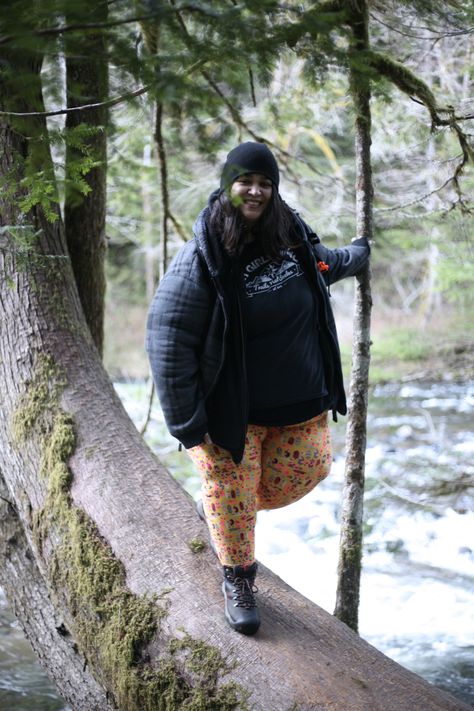 Hiking While Fat – Fat Girls Hiking Plus Size Summer Hiking Outfit, Cute Plus Size Hiking Outfit, Plus Size Hiking Outfit Fall, Hiking Plus Size, Plus Size Hiking Outfit, Girls Hiking, Hiking Outfit Summer, Hiking While Pregnant, Hiking Skirt