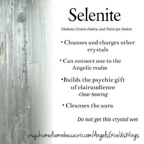 Selenite crystal meaning Wealth Crystals, Crystals Healing Properties, Spiritual Crystals, Gemstone Meanings, Crystal Therapy, Selenite Crystal, Crystal Healing Stones, Crystal Magic, Crystal Meanings