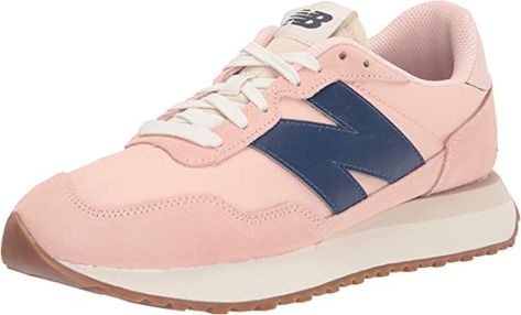 New Balance Coral, New Balance 327 Rose, New Balance 550 Rose, Platform New Balance 574, Colorful Sneakers Women, Amazon Bras, Womens New Balance, Florida Outfits, Fila Sneakers