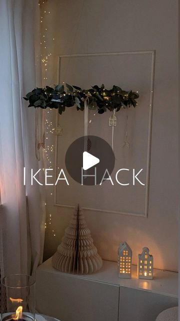 Ikea Christmas Hacks, Ikea Pinboard, Christmas Advent Wreath Ideas, Ikea Xmas, Advent Wreath Ideas, Ikea Christmas Decorations, Ring Wreaths, Decoracion Navidad Diy, Christmas Sofa Decor