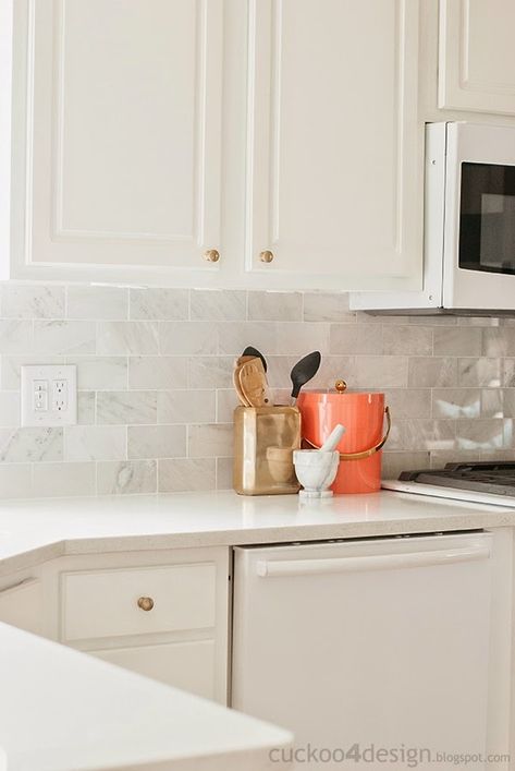 New Backsplash with The Tile Shop | Cuckoo4Design Backsplash Quartz, Gorgeous White Kitchen, White Kitchen Backsplash, Happy Cooking, Kitchen Backsplash Designs, Backsplash Designs, Marble Backsplash, Quartz Countertop, Classic Kitchen