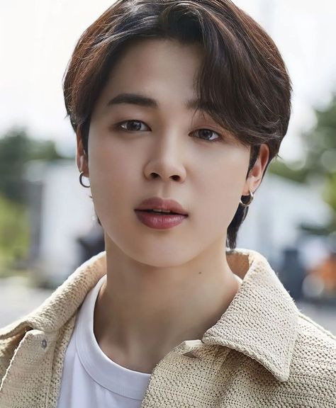 Jimin Short Hair, Jimin Brown Hair, Short Hair Brown, Brown Overcoat, Jimin Smile, Jimin Hair, Jimin Black Hair, Brown Straight Hair, Hair 2018