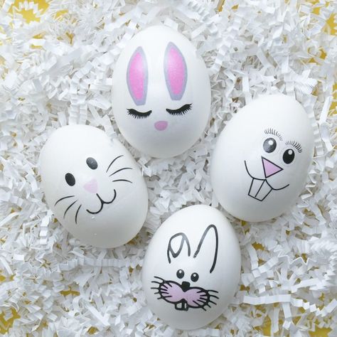 Egg Decorations Easter, Easy Egg Designs, Easter Egg Decorations Ideas, Easter Egg Painting Ideas Easy, Painted Easter Eggs Easy, Bunny Eggs Easter, Painted Easter Egg Designs, Painted Easter Eggs Kids, Cute Easter Egg Ideas