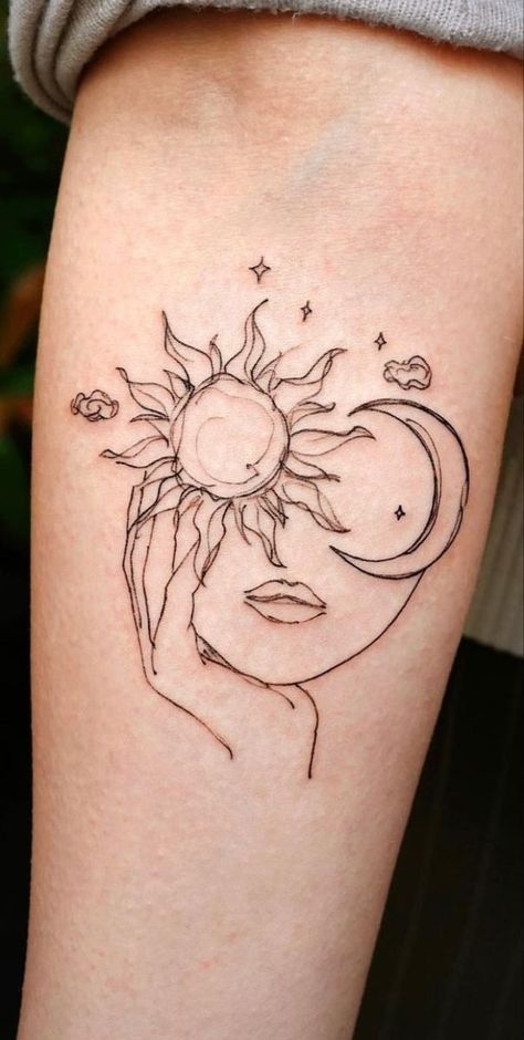 Miniature Tattoos, Names Tattoo, Tattoo Sonne, Font Tato, Artsy Tattoos, Sun And Moon Tattoo, Muster Tattoos, Sun Tattoos, Forearm Tattoo Women