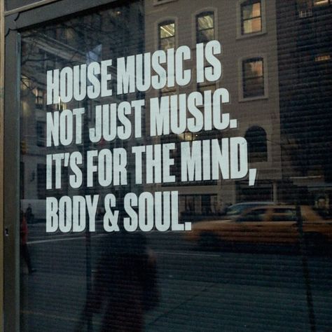 this is your sign to listen to more house music today 💖 Deep House Music Aesthetic, House Music Playlist Cover, Soul Music Quotes, Aesthetic Listening To Music, House Music Aesthetic, Listening To Music Quotes, House Music Quotes, Music Aesthetic Spotify, I Love House Music