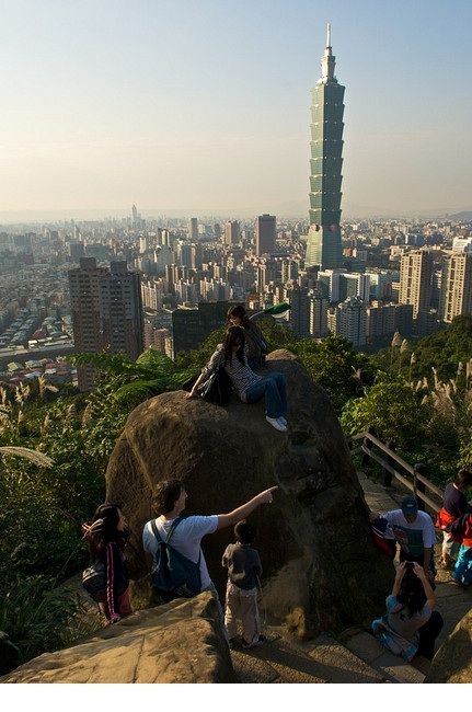 View of Taipei 101 from Elephant Mountain Tiger Mountain, Taipei 101, Taiwan Travel, Skyline View, Taipei Taiwan, Backpacking Travel, Travel Board, Day Hike, Built Environment