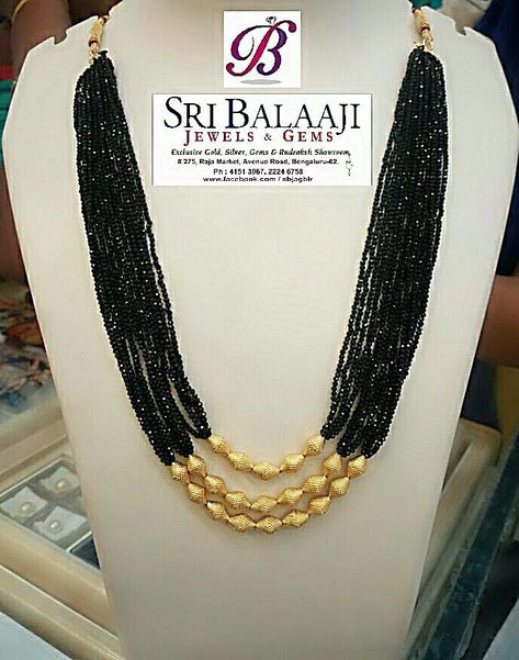 Dolki Beads Jewellery, Dholki Beads, Gold Jewelry Prom, Black Beats, Jewelry Necklace Simple, Neck Pieces Jewelry, Gold Mangalsutra Designs, Gold Jewelry Simple Necklace, Beautiful Gold Necklaces