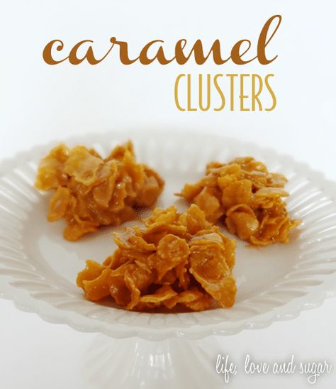 Soft and chewy caramel clusters Corn Flake Cookies, Cornflake Cookies Recipe, Peanut Butter Cornflake Cookies, Weetbix Slice, Life Love And Sugar, Cornflake Cookies, Corn Flake, Cereal Cookies, No Bake Peanut Butter