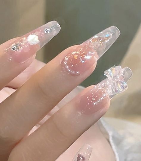 Cute Glossy Nails, Clear Nails With Charms, White Douyin Nails, Cute Clear Nails, Clear White Nails, Transparent Nails Design, Transparent Acrylic Nails, Demure Nails, Korean Glass Nails