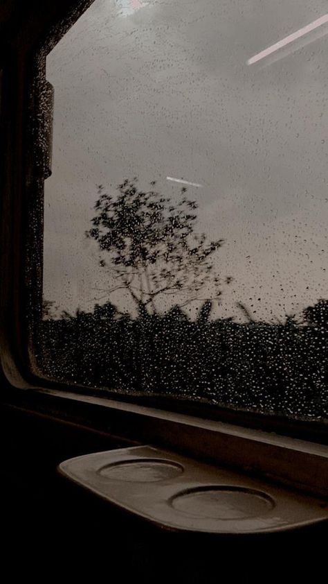 Train Dark Aesthetic, Train Rain Aesthetic, Travelling Dark Aesthetic, Cool Breeze Aesthetic, Train Aesthetic Winter, Train At Night Aesthetic, Trains At Night, Dark Train Aesthetic, Train Aesthetic Night