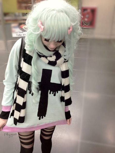 hm..is this fairy kei? looks super awesome!!! looks like creepy kei :D? | Kawaii Lookbook | Pinterest Bubble Goth, Grunge Summer, Pastel Punk, Pastel Goth Outfits, Estilo Harajuku, Kawaii Pastel Goth, Japan Kawaii, Harajuku Girls, Pastel Goth Fashion