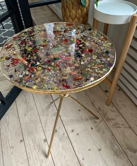 Diy Resin Coffee Table, Flower Coffee Table, Diy Resin Table, Resin Table Top, Diy Side Table, Epoxy Table Top, Homemade Tables, Tables Kitchen, Diy End Tables