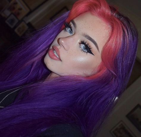 Laura Ncff, Split Dye, High Quality Picture, Split Dyed Hair, Cute Hair Colors, Split Hair, Alternative Hair, Dye My Hair, Hair Dye Colors