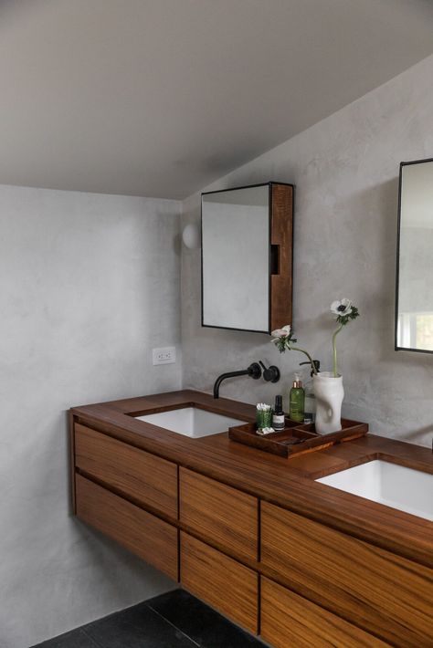 Photo 28 of 32 in Before & After: An Architect Resuscitates Her Funky Beach Bungalow in Maine - Dwell Bath Photos, Kohler Sink, Slate Tile Floor, Teak Vanity, Creative Tile, Cement Walls, Beach Bungalow, Tub Surround, Slate Flooring