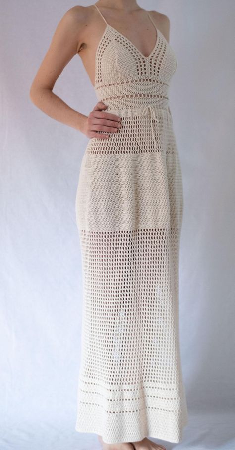 71a58e8cb75904f24cde464161c3e766desc35682102ri Crochet Long Dresses, Crochet Jumper Pattern, Skirt Pattern Free, Crochet Dress Pattern Free, Crochet Wedding Dresses, Crochet Maxi Skirt, Crochet Skirt Pattern, Crochet Skirts, Dress Patterns Free