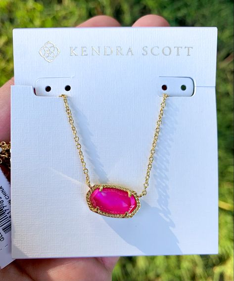 Preppy Jewlery, Jewelry Preppy, Preppy Ootd, Preppy Necklaces, Elisa Pendant Necklace, Pearl Clothing, Preppy Accessories, Kendra Scott Necklace Elisa, Preppy Gifts