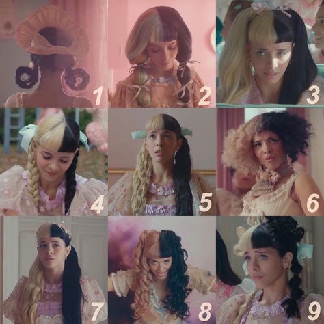 Melanie Martinez Hairstyles, Melanie Martinez Style, Melanie Lynskey, Melanie Martinez Lyrics, Bow Season, Melanie Laurent, Melanie Martinez Photography, Split Dyed Hair, Gap Teeth