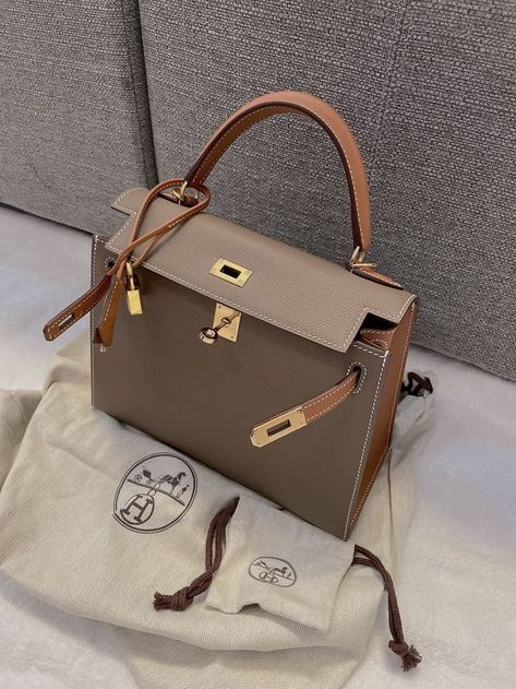 Luxury Bags Collection, Hermes Kelly Bag, Kelly Bag, Fancy Bags, Luxury Purses, Hermes Handbags, Pretty Bags, Hermes Bags, Cute Bags