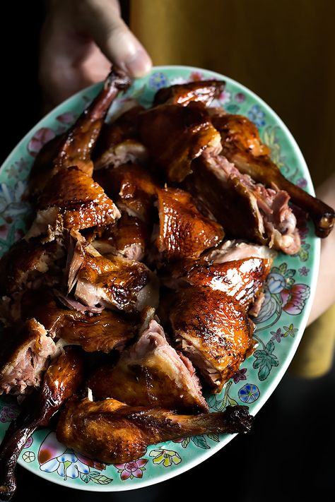 beer-duck30 Goose Recipes, Roasted Duck, Roast Duck, Duck Recipes, Game Food, Poultry Recipes, Meat Dishes, Meat Recipes, Asian Recipes