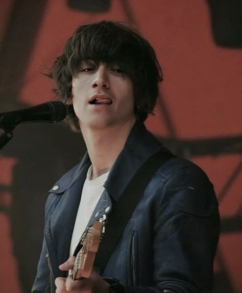 Alex Turner 2011, Matt Helders, The Last Shadow Puppets, Monkey 3, Last Shadow, Artic Monkeys, Shadow Puppets, Alex Turner, Dream Guy