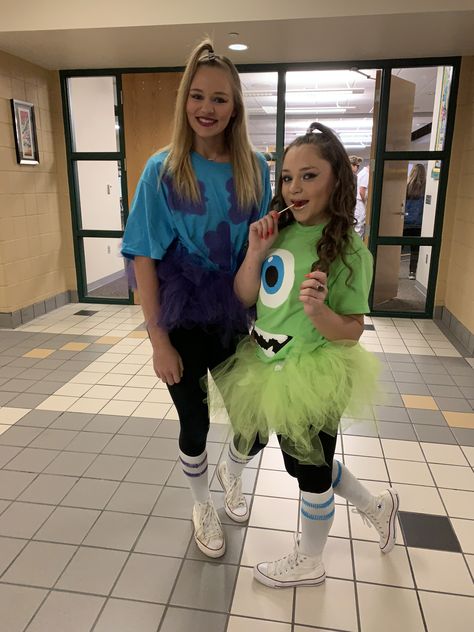 Dynamic Duo Characters, Disney Character Dress Up For School, Duo Halloween Costumes School Appropriate, Monster Ink Costumes, Sully And Mike Wazowski Costumes, Mike And Sully Costume Couple, Duo Halloween Costumes Mike And Sully, Diy Mike And Sully Costume, Mike And Sully Halloween Costumes