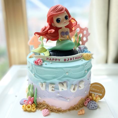 Birthday Cake Under The Sea, Birthday Cake Mermaid Theme, Cake Ariel Mermaid, Ariel Theme Cake, Princess Ariel Birthday Cake, Ariel Birthday Party Cake, Little Mermaid Cake Ideas, Ariel Cake Ideas, Under The Sea Cake Ideas