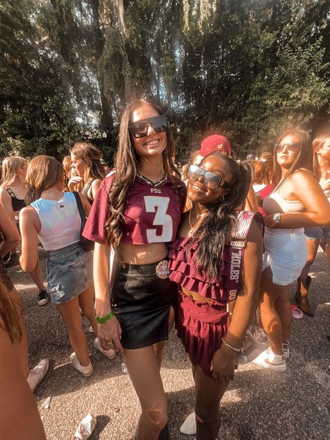 Fsu Aesthetic, Fsu Party, Fsu Gameday Outfit, Fsu Gameday, College Gameday Outfits, Wallpaper Widget, College Ideas, Future Vision, College Aesthetic