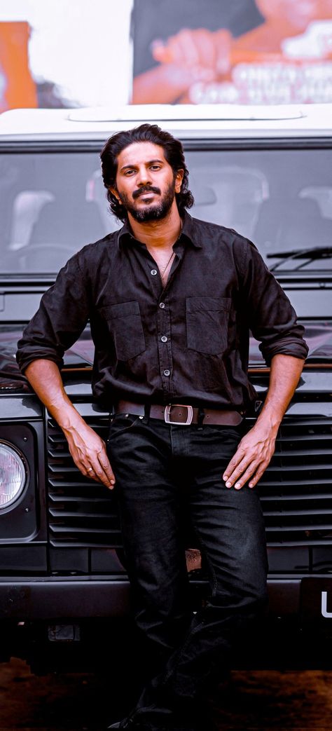 Kotha Kothaga Movie Images, King Of Kotha Movie Images, Gautham Karthik, Dulquer Salmaan, South Hero, Best Movie Posters, Indian Movies, Actor Photo, Good Movies