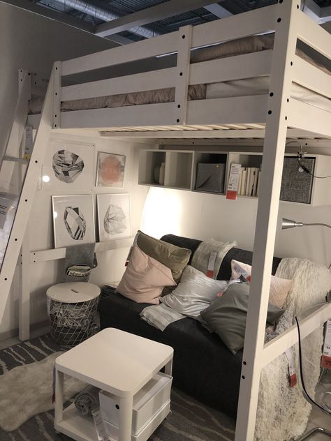 Loft Beds For Studio Apartments, Aesthetic Loft Bedroom Ideas, Loft Bed Ideas For Small Rooms Aesthetic, Loft Bed With Couch Underneath, Ikea Loft Bed Ideas, Loft Bed Ideas Aesthetic, Loft Bed Aesthetic Room, Loft Bed Aesthetic, Loft Bed Bedroom Ideas