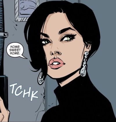 Comic Book Hairspiration: 14 styles to show your stylist this fall! Selina Kyle Joelle Jones, Joelle Jones Catwoman, Catwoman Hair, Selina Kyle Icon, Love Story Comic, Catwoman Art, Joelle Jones, Avengers Fanfiction, Comic Pop Art