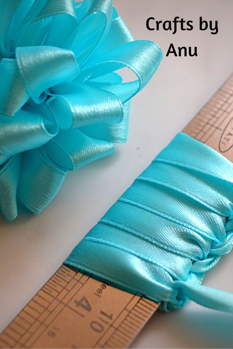 Satin Flowers Diy, Christmas Ribbon Crafts, Satin Ribbon Flower, Ribbon Flowers Bouquet, Ribbon Flowers Diy, Ribbon Projects, Christmas Bows Diy, Diy Lace Ribbon Flowers, Ribbon Flower Tutorial