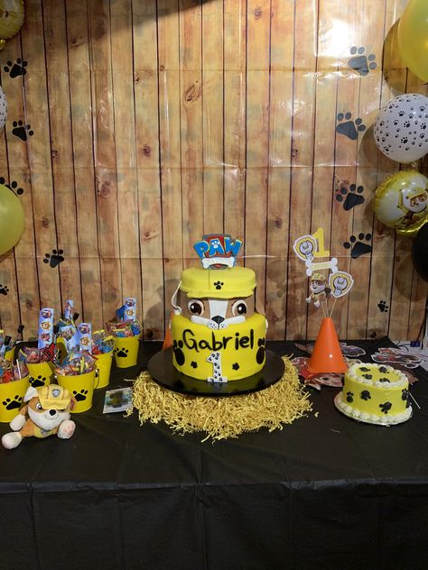 Rubble And Crew Birthday Party, Rubble Birthday Party, Rubble And Crew Birthday, Construction Theme Party, Girl Bday Party, Construction Birthday Parties, Paw Patrol Party, Paw Patrol Birthday, First Birthday Party Themes