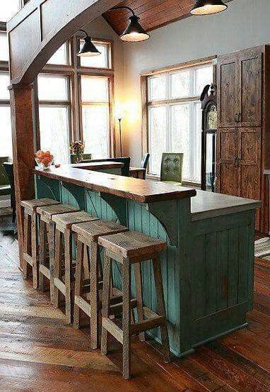 Saw this on #CountryLivingMagazune page. I swear this turquoise finish kooks identical to the finish I did on all my cabinets. The island is a close match as well. Only mine doesn't have the raised area. Cabinets Ideas, Diy Projektit, Rustic Kitchen Design, Casa Vintage, Cv Design, Rustic Kitchen Decor, Style At Home, Barn House, Rustic Kitchen