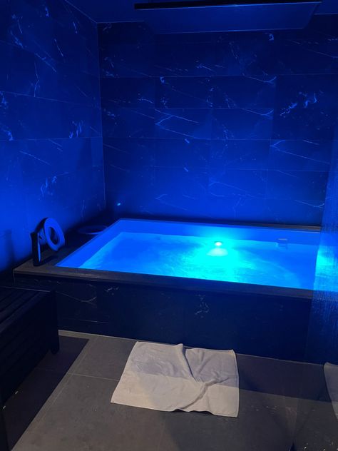 Float Tank Aesthetic, Sensory Deprivation Room, Floating Tank, Sensory Deprivation Tank, Float Room, Therapy Pools, Float Spa, Float Tank, Deprivation Tank