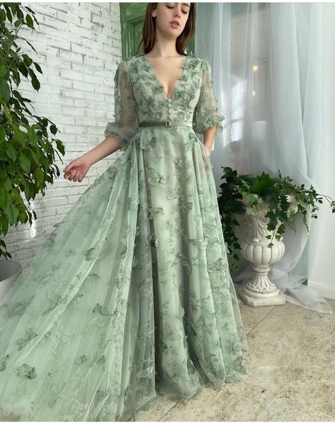 Olive Green Prom Dress, Butterfly Gown, Train Skirt, Prom Dresses V Neck, Teuta Matoshi, Green Butterflies, Wedding Gown Simple, Tulle Prom Dresses, Velvet Belt