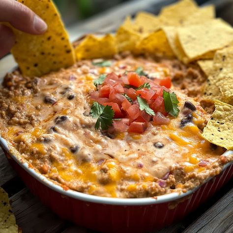 Smoked Taco Dip Smoked Taco Dip, Low Carb Taco, Seasoned Ground Beef, Cheesy Dip, Low Carb Tacos, Crowd Pleasing Appetizers, Tacos And Burritos, Taco Dip, Velveeta Cheese