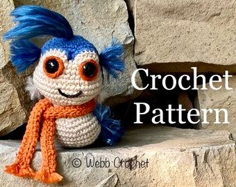 WebbCrochet - Etsy UK Crochet Labyrinth Worm, Labyrinth Crochet Pattern Free, Crochet Labyrinth Patterns, Labyrinth Crochet Pattern, Labrynth Crochet Patterns, Labyrinth Crochet, Worm Labyrinth, Crochet Movie, Labyrinth Worm