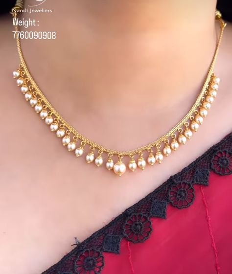 Pearl Jewelry Indian Traditional, Jewelry Indian Traditional, Small Necklaces, Pretty Gold Necklaces, Fashion Jewelry Necklaces Gold, Mango Necklace, Gold Jewelry Prom, Hair Smoothing, Chain Locket