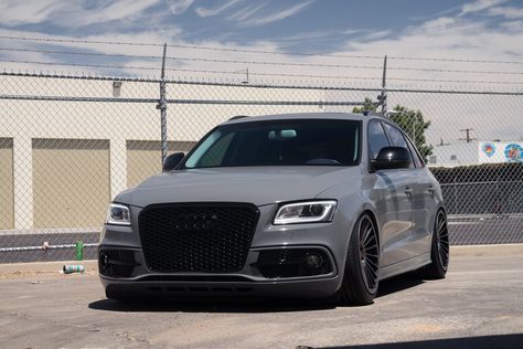 Custom Painted Audi Q5 Sitting Low on Black Rotiform Custom Wheels Audi Q5 Custom, Audi Rsq5, Audi Motor, Audi Q, Niche Wheels, Audi Sq5, Black Audi, Car Accessories Diy, Chrome Rims