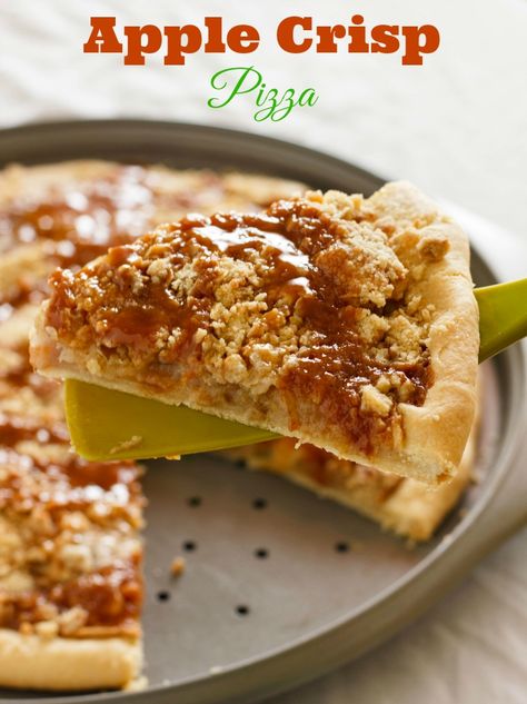 Apple Crisp Pizza | #pie #pizza #dessert #autumn #apples | http://thecookiewriter.com Pizza With Pie Crust, Apple Crisp Pizza, Apple Dessert Pizza, Fruit Pizza Bar, Fruit Pizza Sugar Cookie Recipe, Pizza Sugar Cookie, Easy Fruit Pizza, Healthy Breakfast Bowl, Fruit Pizza Sugar Cookie