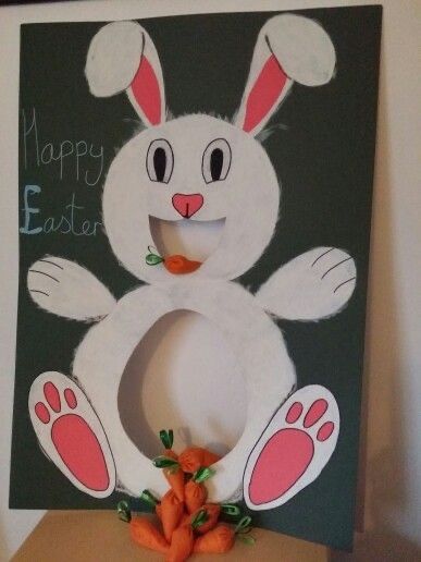 Feed The Rabbit Activity, Rabbit Activities For Preschool, Feed The Bunny Activity, Easter Window Decorations, Bunny Activities, Farm Theme Preschool, Easter Party Games, Easter Baby Shower, Rabbit Crafts