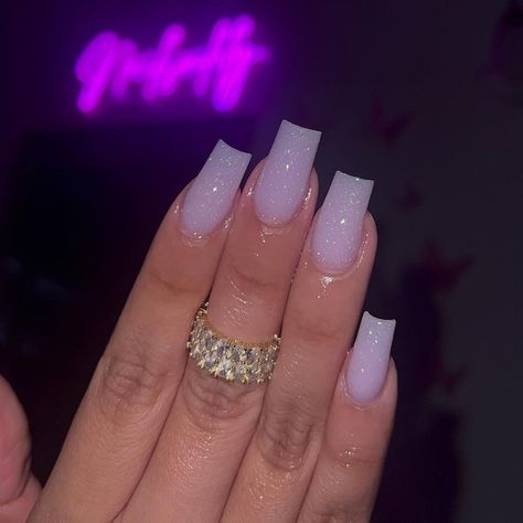 40 Classic Acrylic Nails to Inspire You Square Nails Lavender, Glossy White Nails, Classic Acrylic Nails, Light Purple Nails, Acrylic Nails Nude, Tapered Square Nails, Glittery Nails, White Glitter Nails, Nude Nail