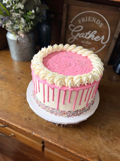 Birthday Cake With Sprinkles, 8inch Cake, Drip Icing, Pink Drip Cake, Birthday Cake For Women Simple, 12th Birthday Cake, 14th Birthday Cakes, Circle Cake, White Birthday Cakes