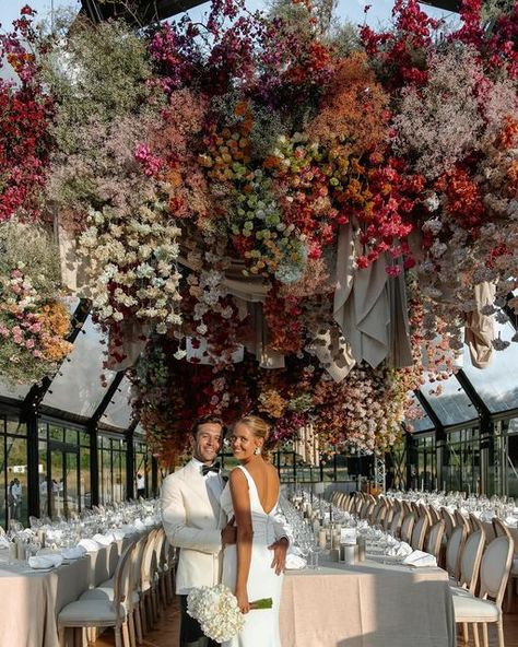 South Africa Wedding, Africa Wedding, Wedding Aesthetics, Dream Wedding Decorations, Romantic Wedding Decor, Fall Wedding Flowers, Tent Wedding, Wedding Checklist, Wedding Flower Arrangements