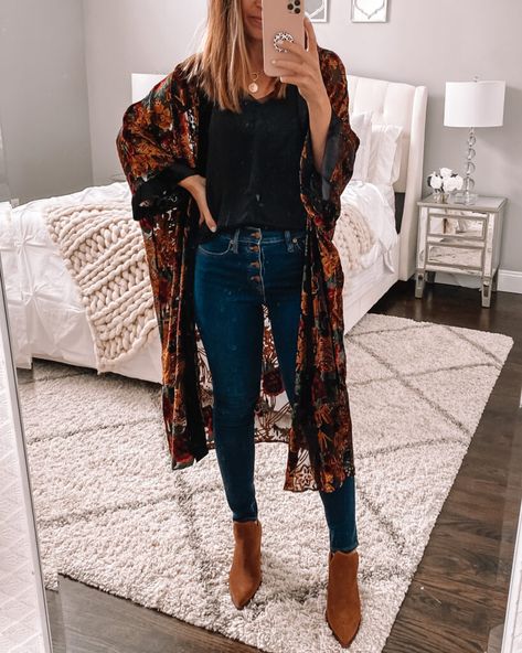 Winter Kimono Outfit, Fall Kimono, Look Boho Chic, Kimono Outfit, Boho Chic Outfits, Warm Outfits, Fall Fashion Outfits, Fall Winter Outfits, Outfits Casuales