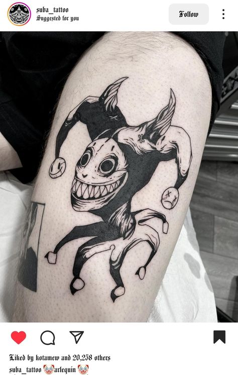 Monster Tattoo Ideas, Simple Creepy Tattoos, Dark Art Tattoo Ideas, Giant Tattoo, Dark Tattoo Ideas, Jester Tattoo, Illusion Tattoo, Jester Clown, Gothic Tattoos